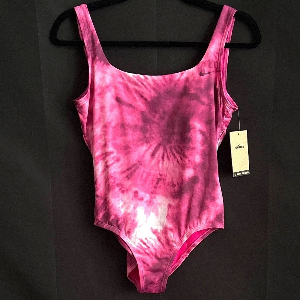 Nike‎ Swim Womens Pink Tie Dye One Piece Swimsuit NESSC328 Size Small NEW